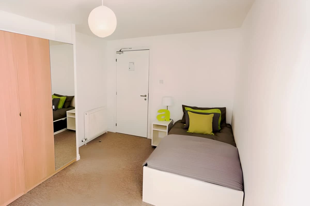 Premium Plus - 3, 5 & 6 Bed Flat