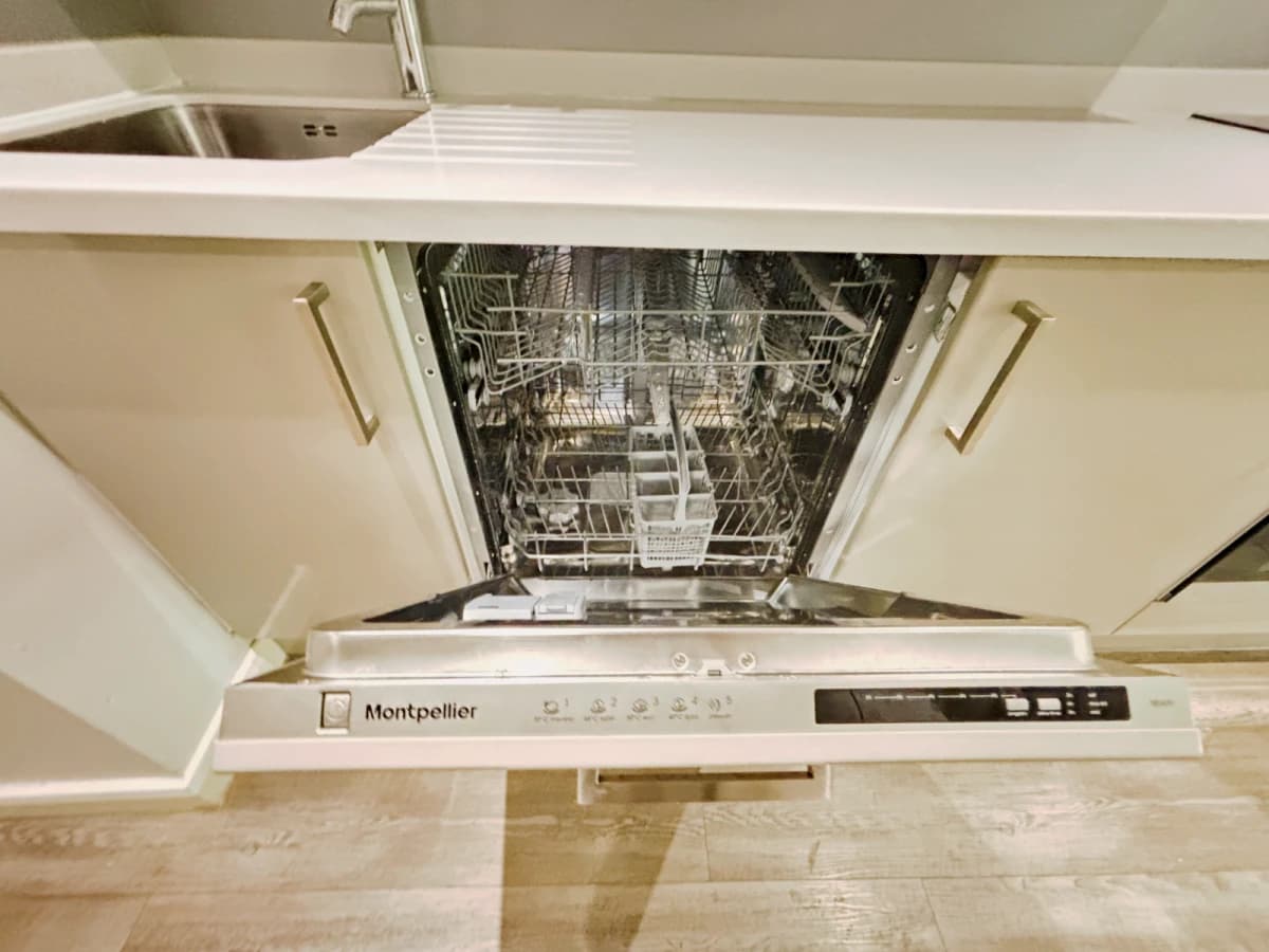 8 West Walk image