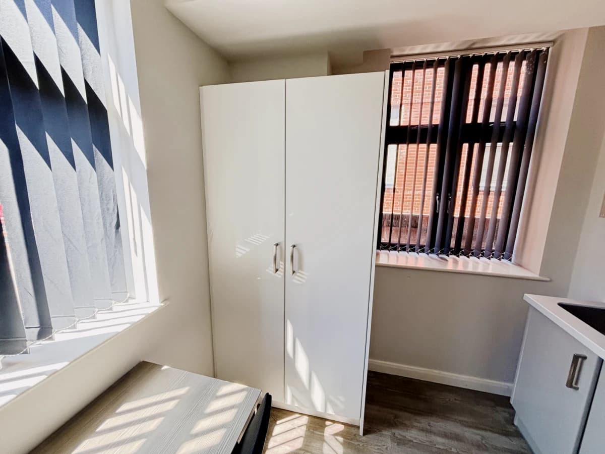 8 West Walk image