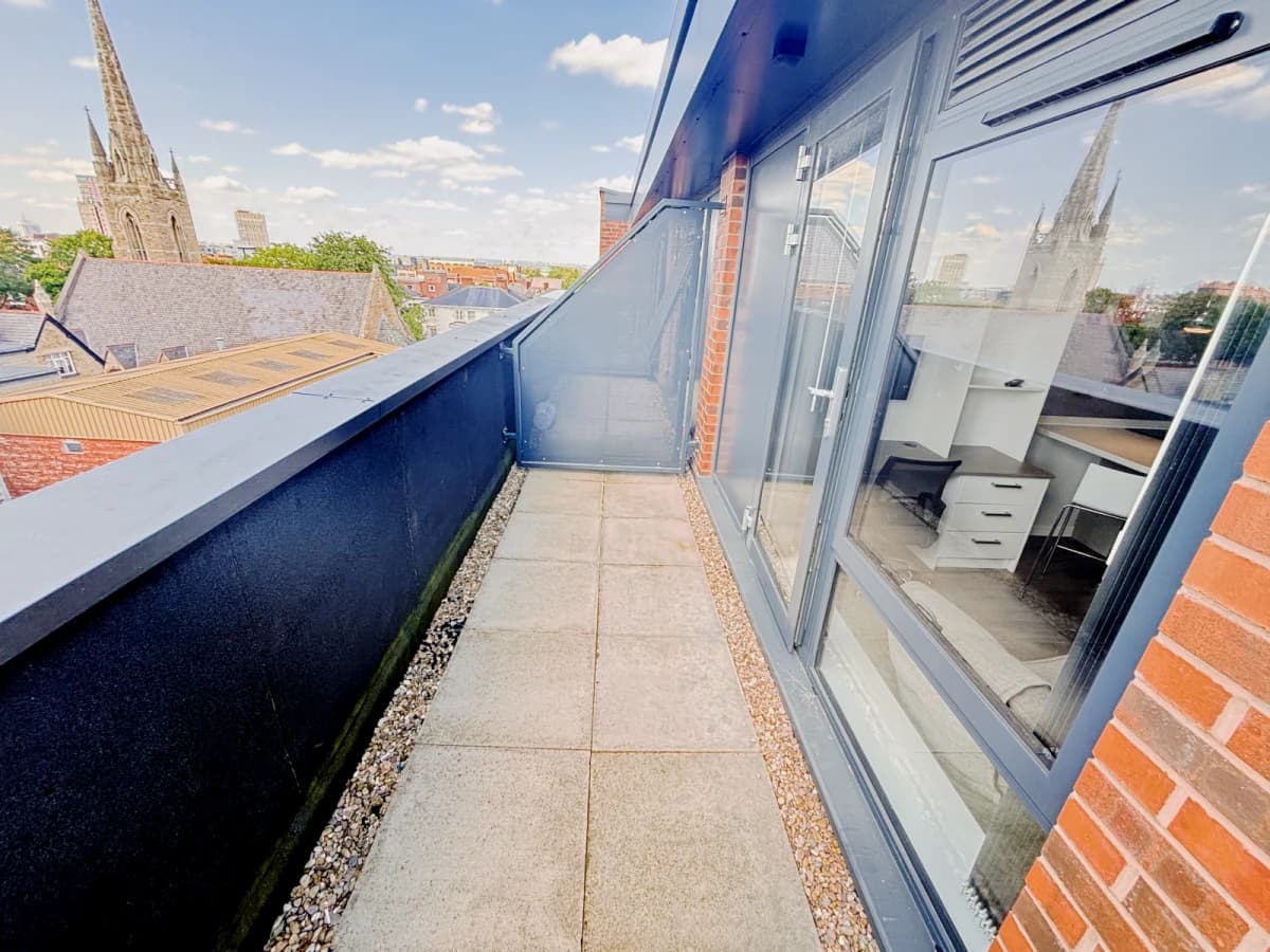 8 West Walk image
