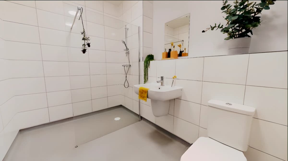 iQ Newland House image