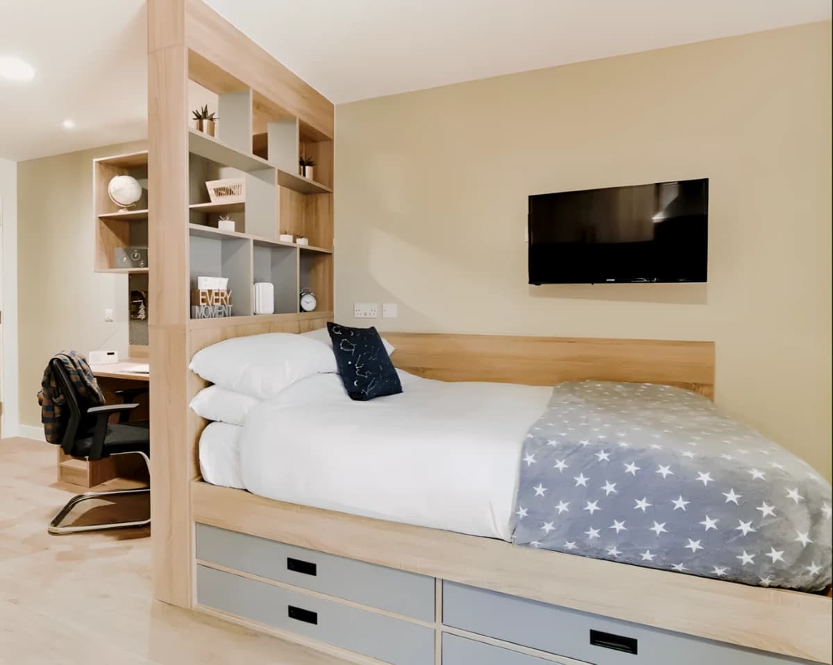 Southampton Crossings image 5