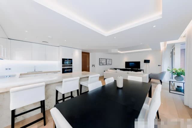 2 Bedroom 2 Bathroom