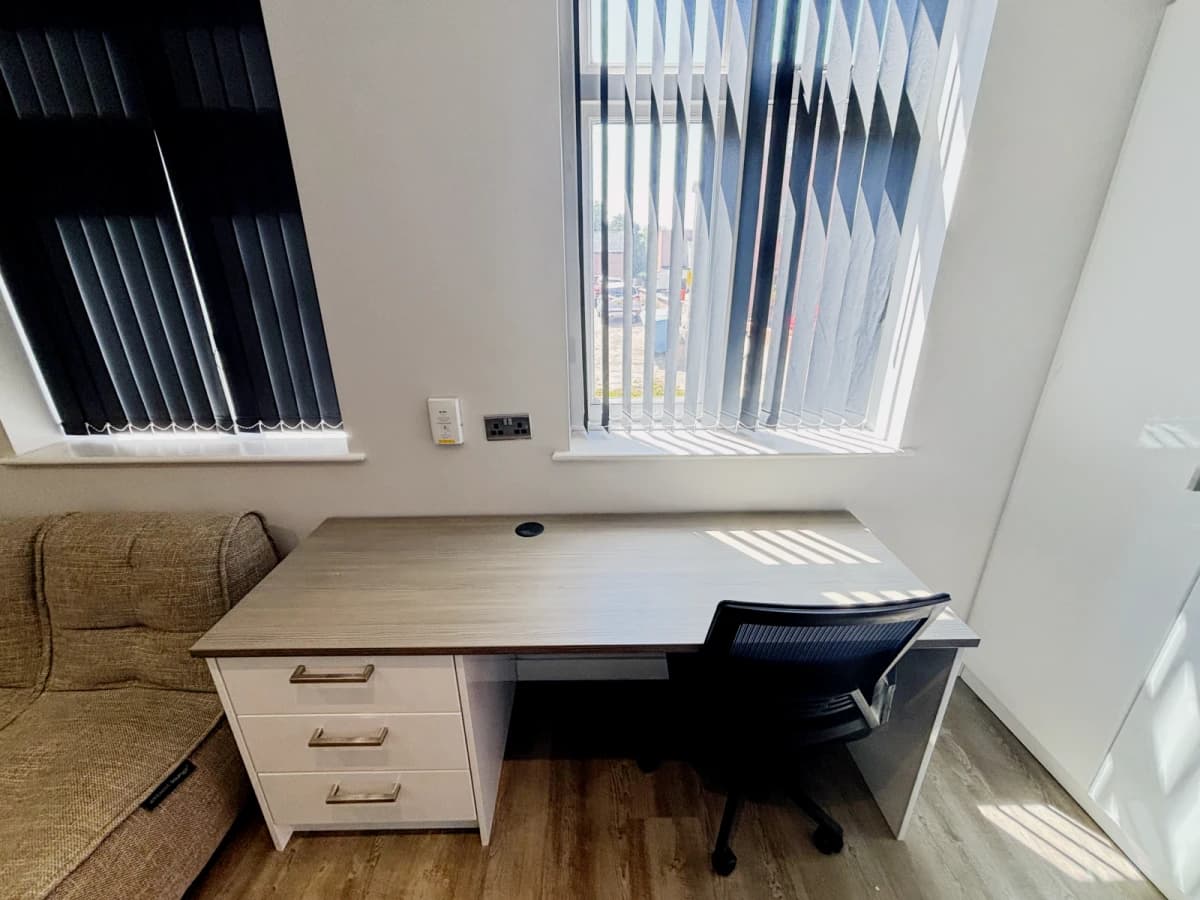 8 West Walk image
