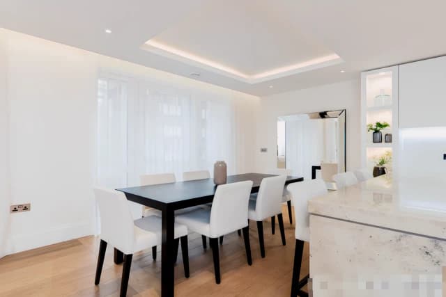 2 Bedroom 2 Bathroom