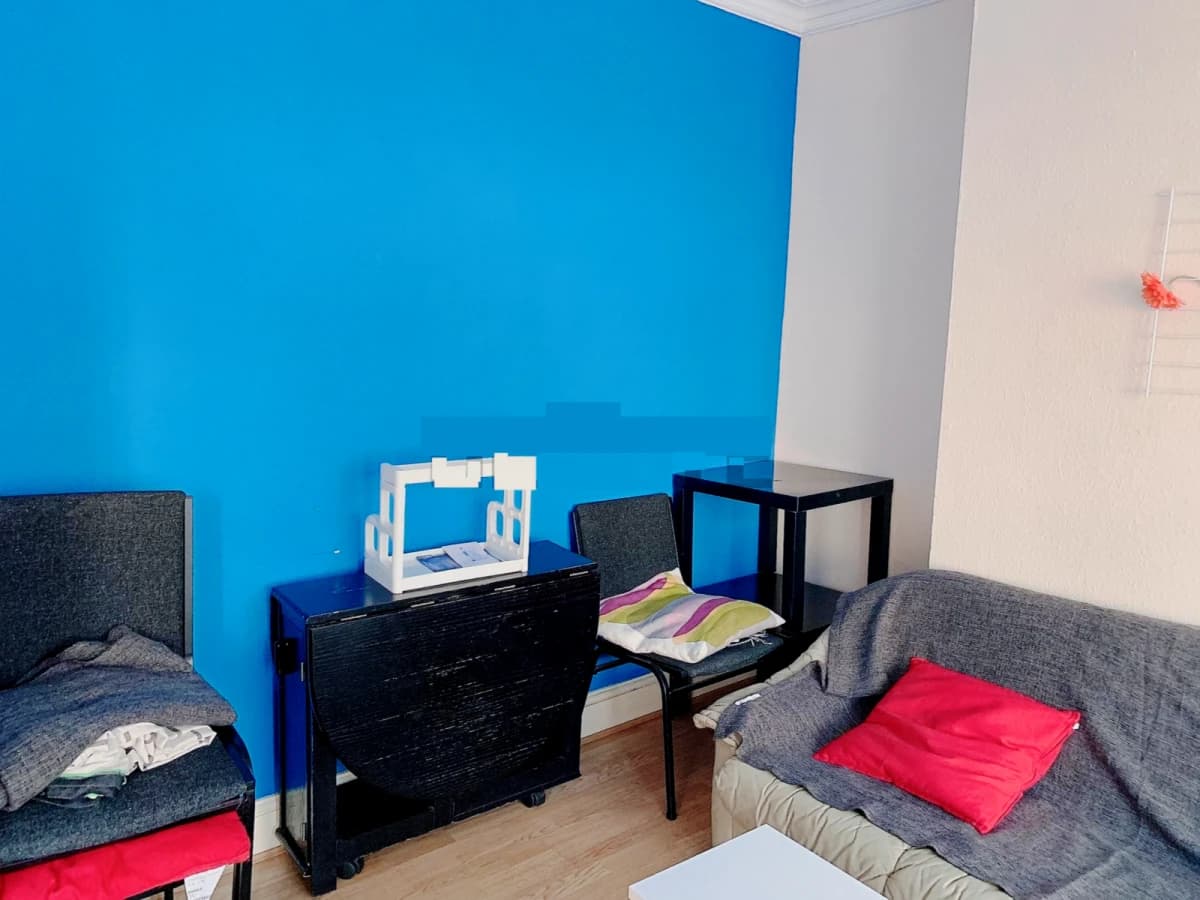 4 bedrooms 2 bathrooms room1