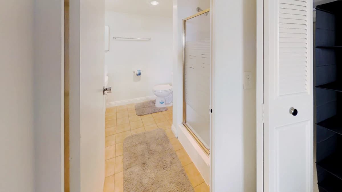 Shared Room in 2 bed (Male Only)