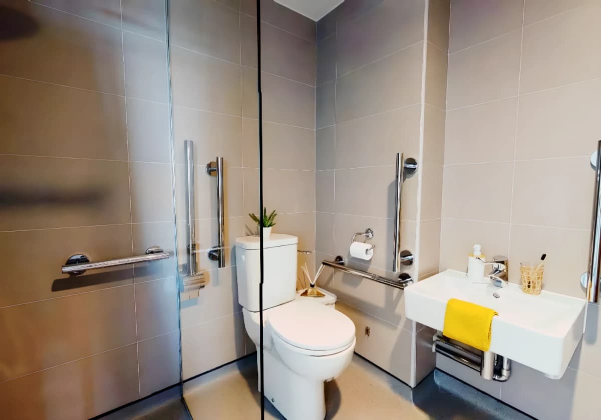 iQ Elgin Place image