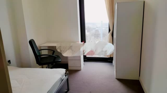 2 Bedrooms 2 bathrooms