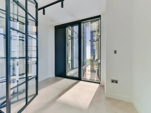 1 Bedroom 1 Bathroom Flat1701