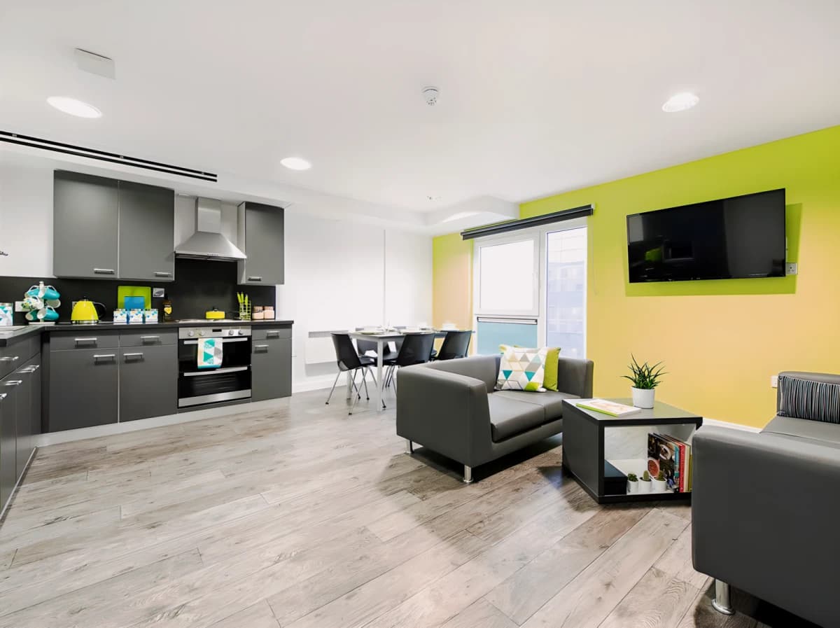 Crescent Place image