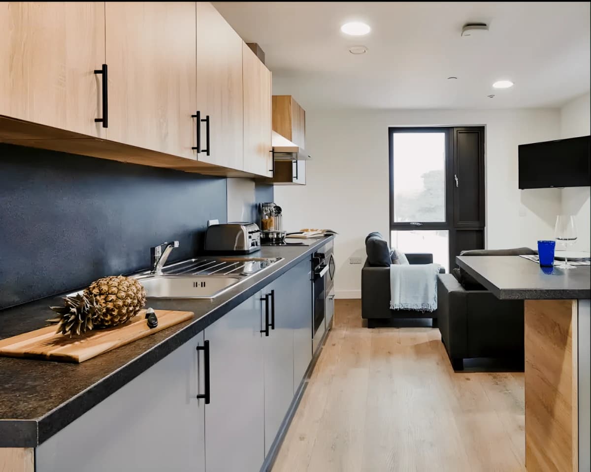 Southampton Crossings image