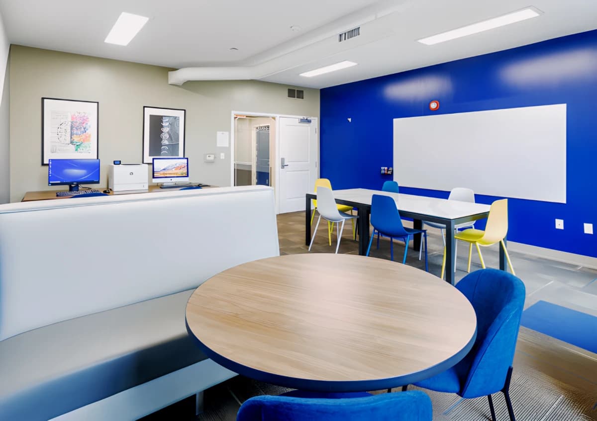 The Courtyards Student Apartments image