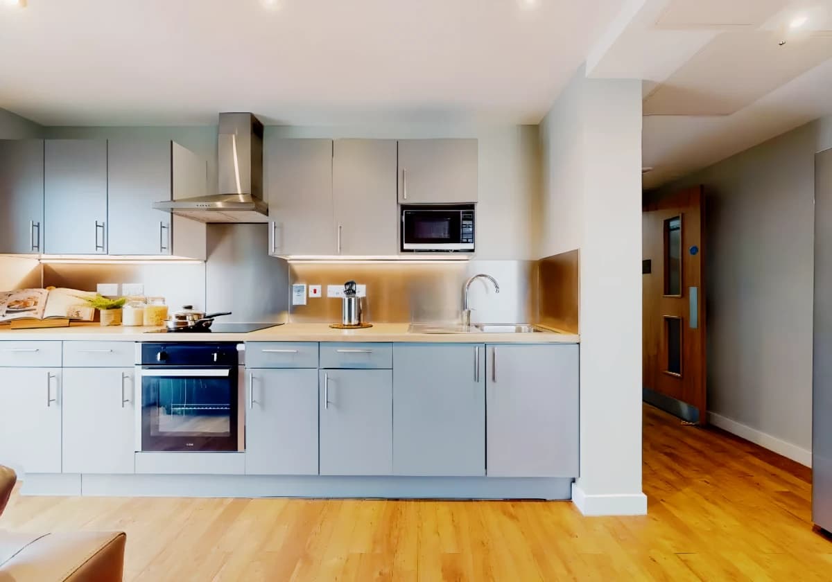 iQ Knight House image