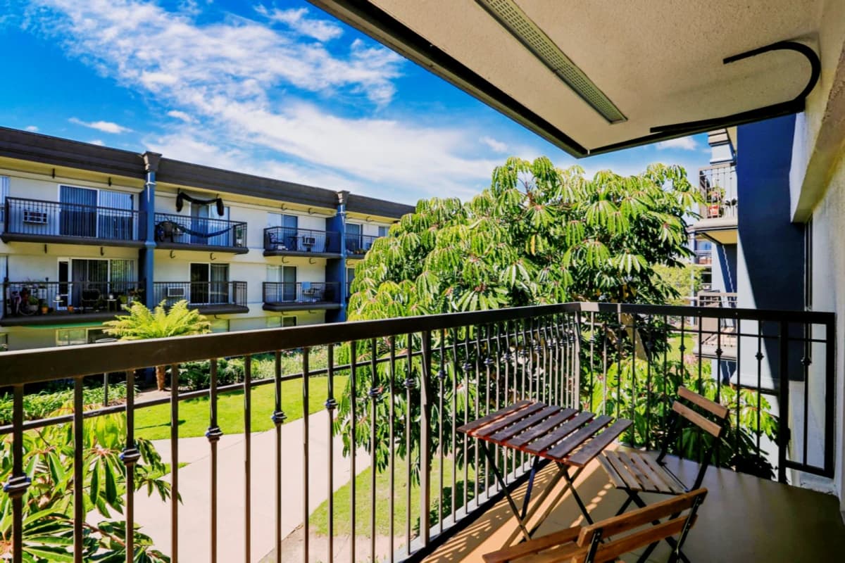 Outdoor Features