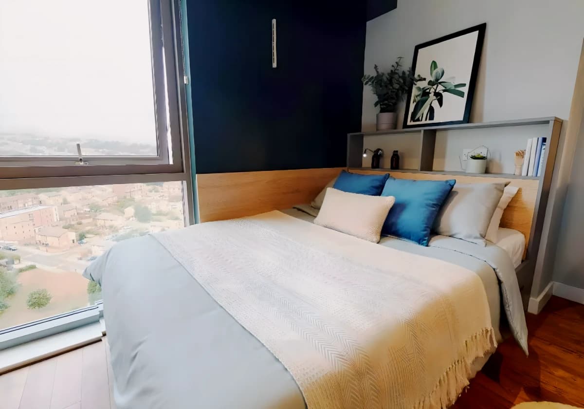 iQ Knight House image