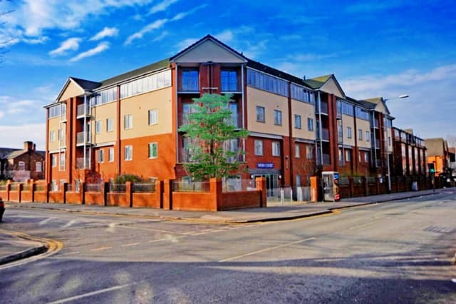apartment near 422, Moss Ln E image