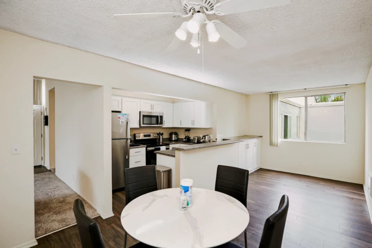 2885 Fairview Road image