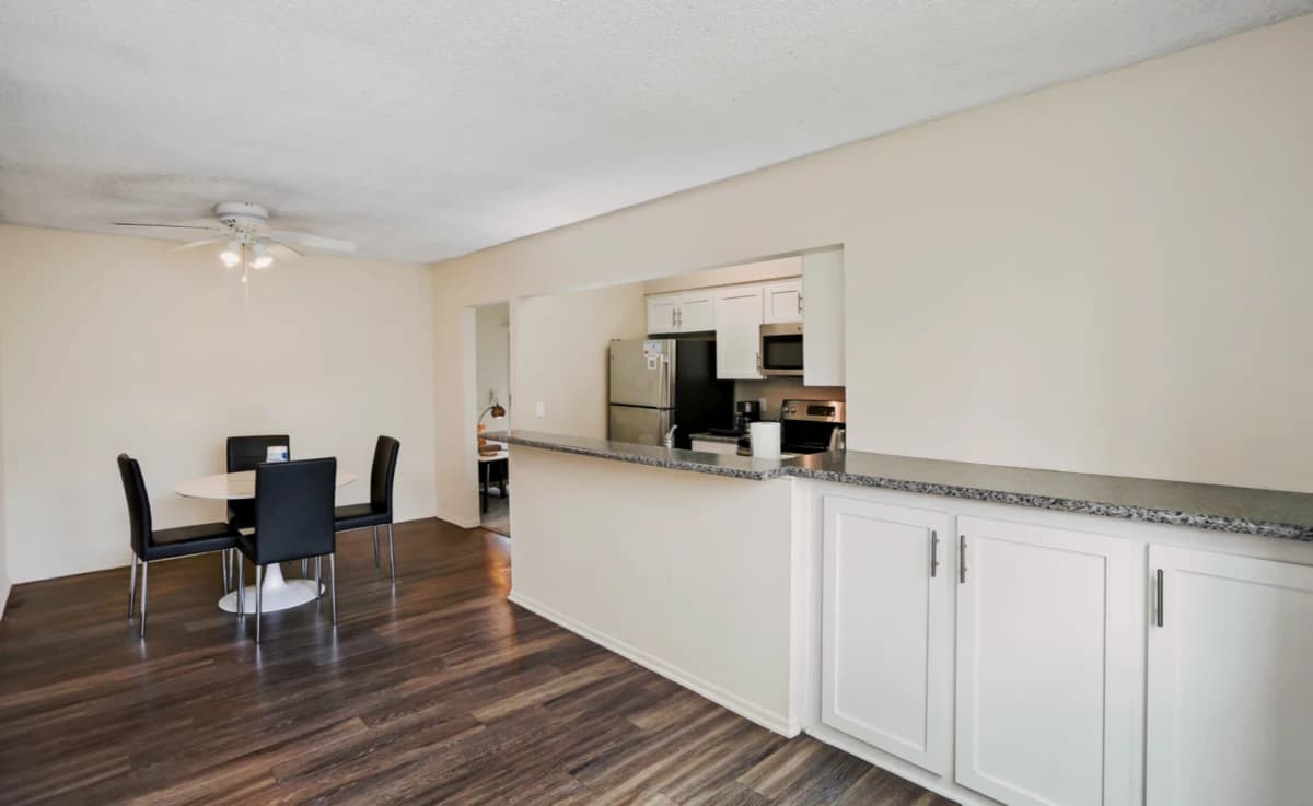 2885 Fairview Road image