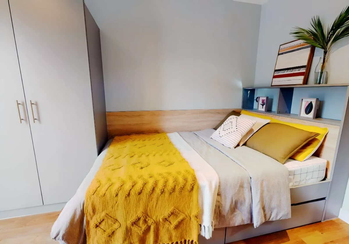 iQ Knight House image