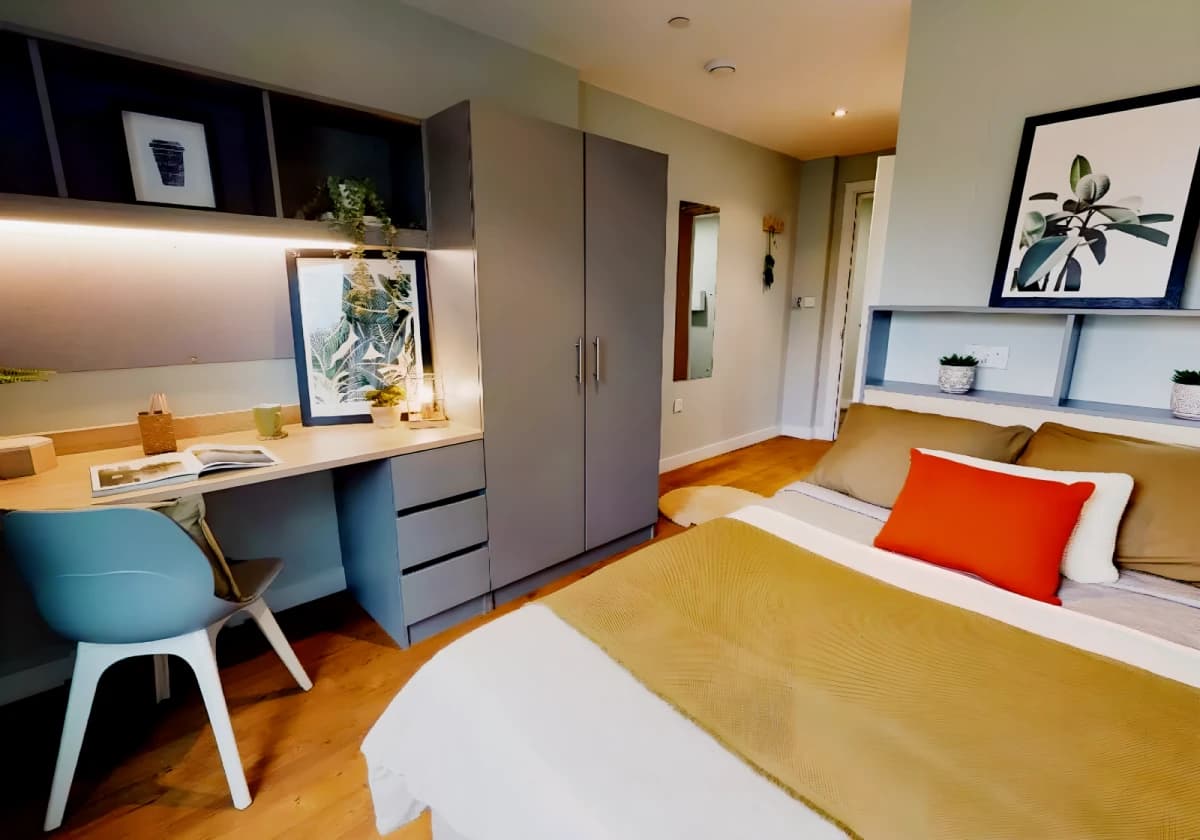 iQ Knight House image