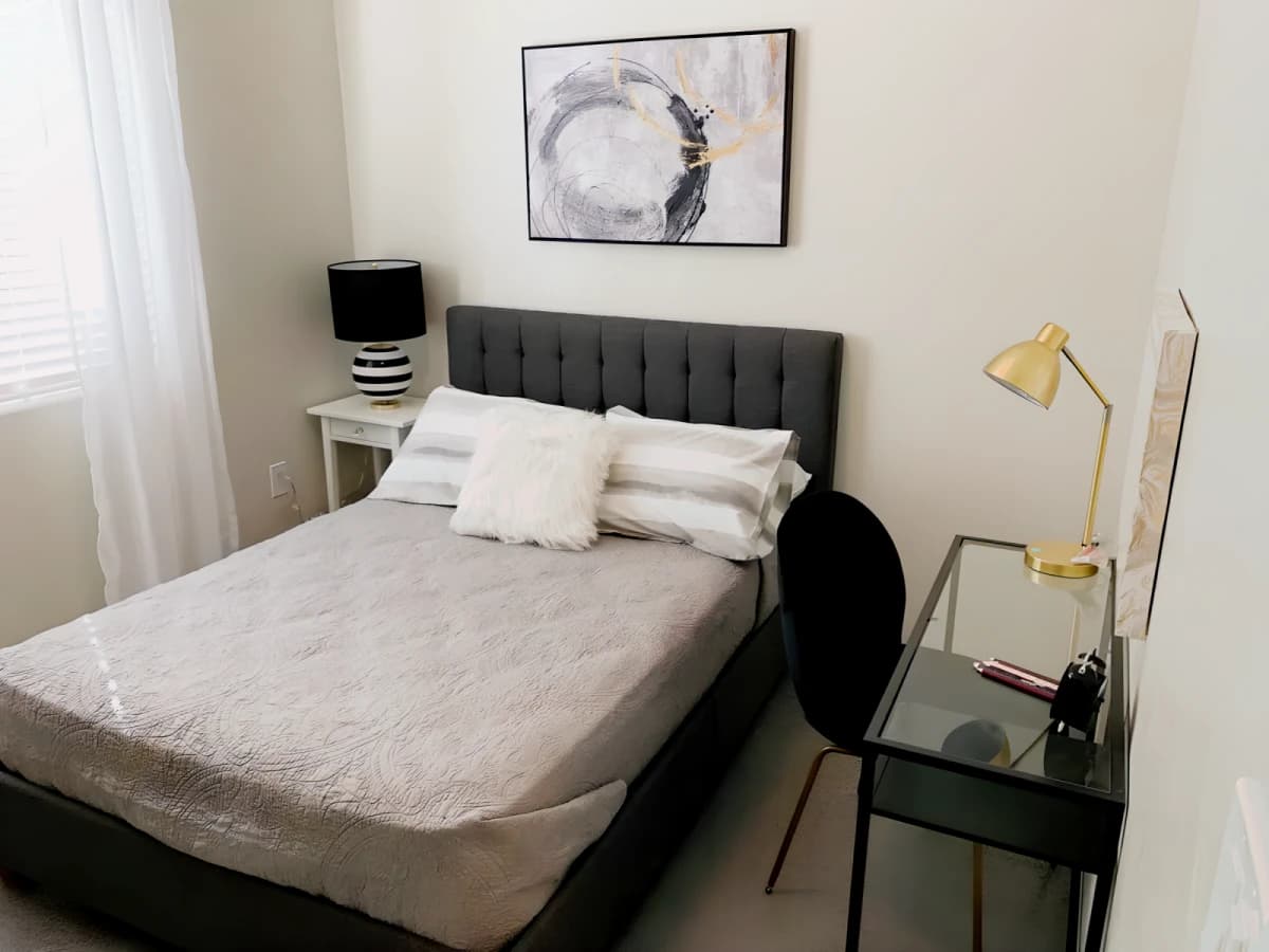 4 Bed 4 Bath