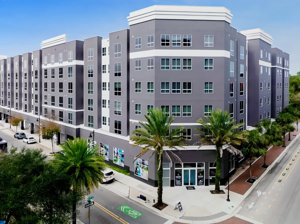 Midtown Apartments image 3