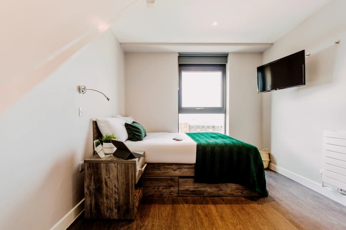 2 bed Penthouse