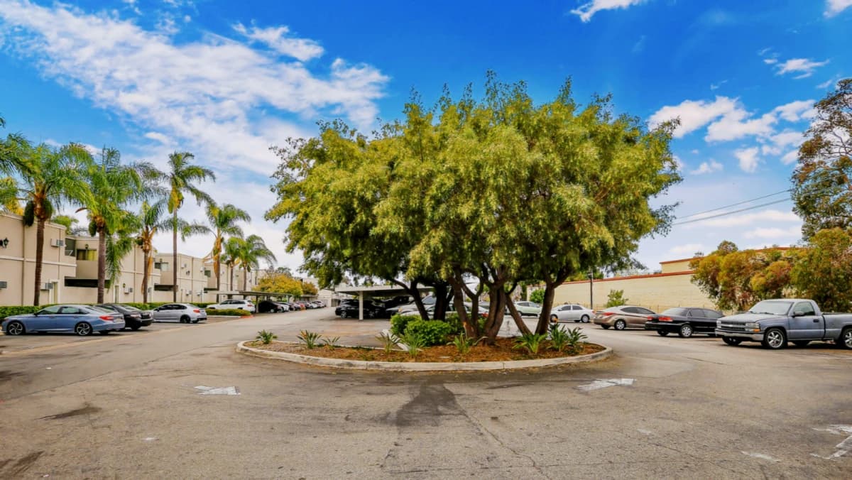 2885 Fairview Road image