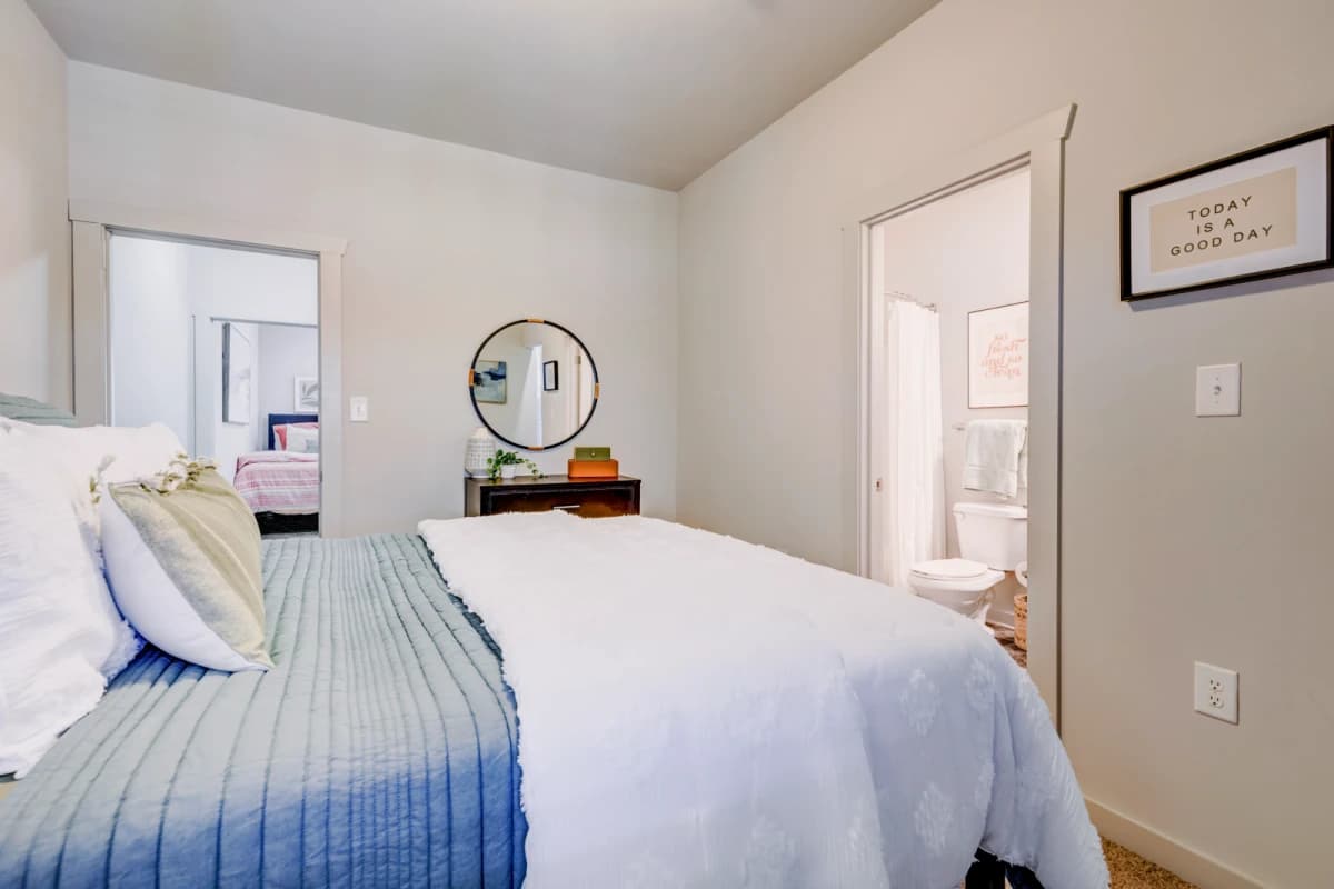 4 Bed 4 Bath Townhome Upper Deck