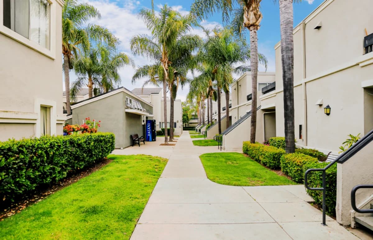 2885 Fairview Road image