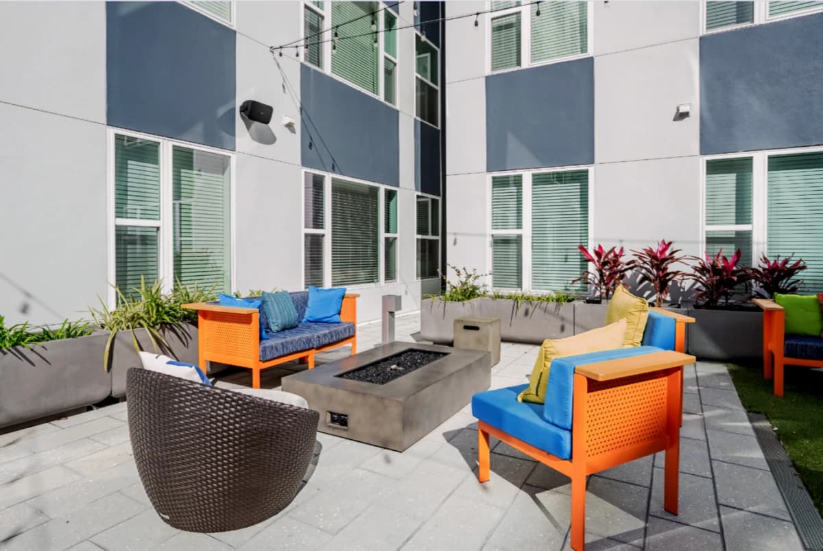 Outdoor Features