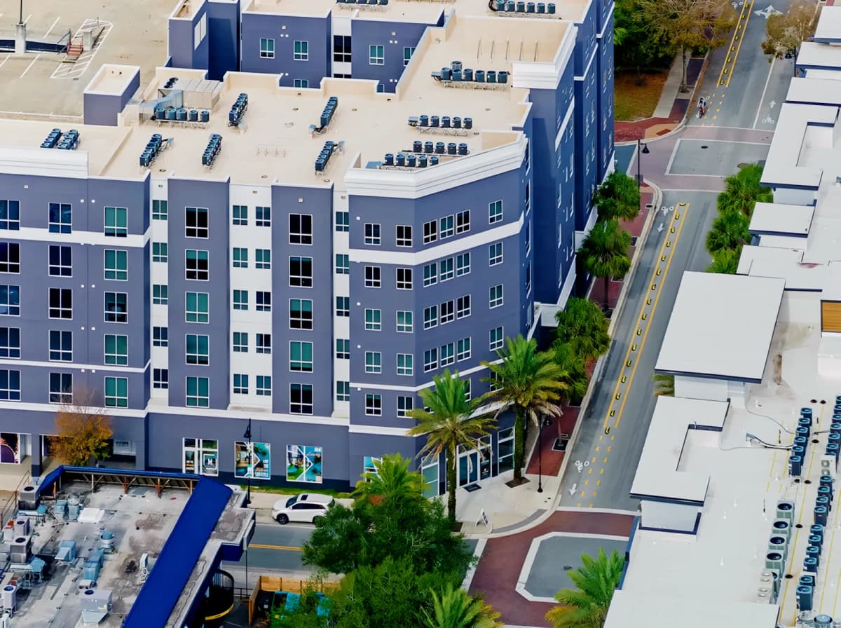 Midtown Apartments image 4
