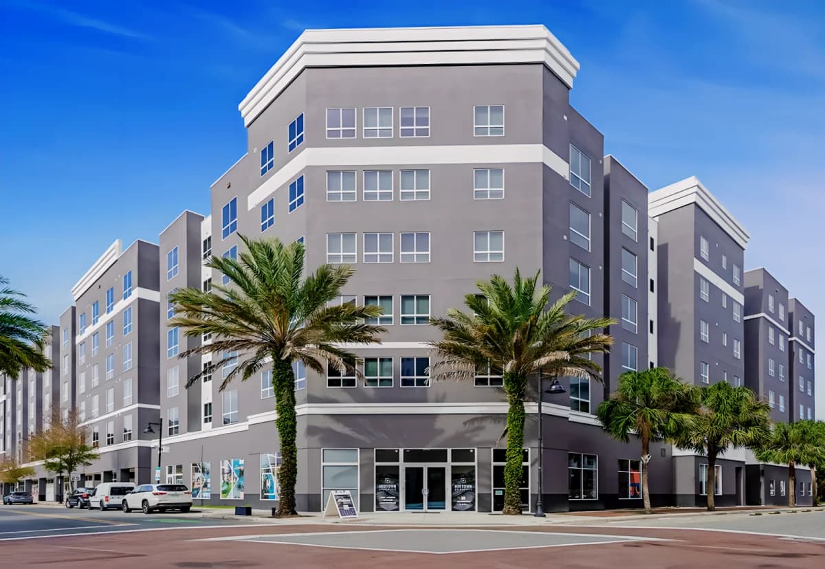 Midtown Apartments image 2