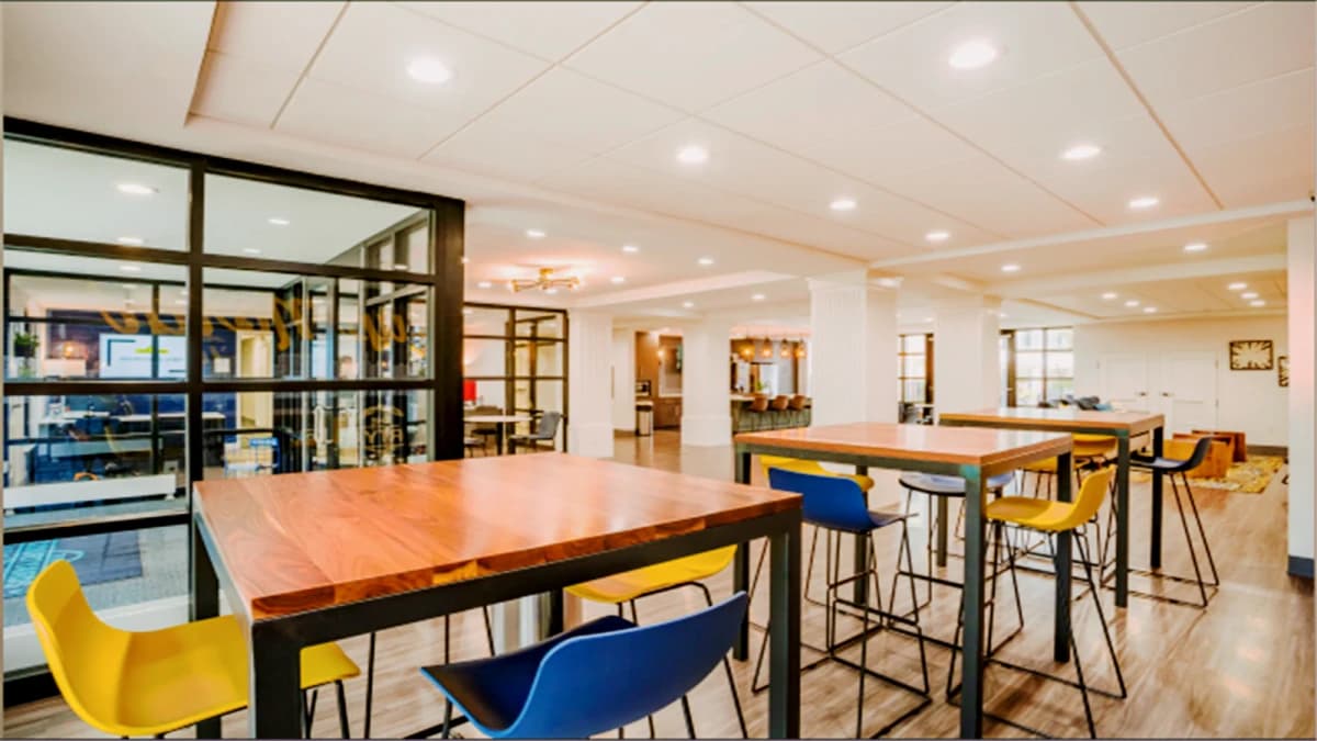 The Courtyards Student Apartments image