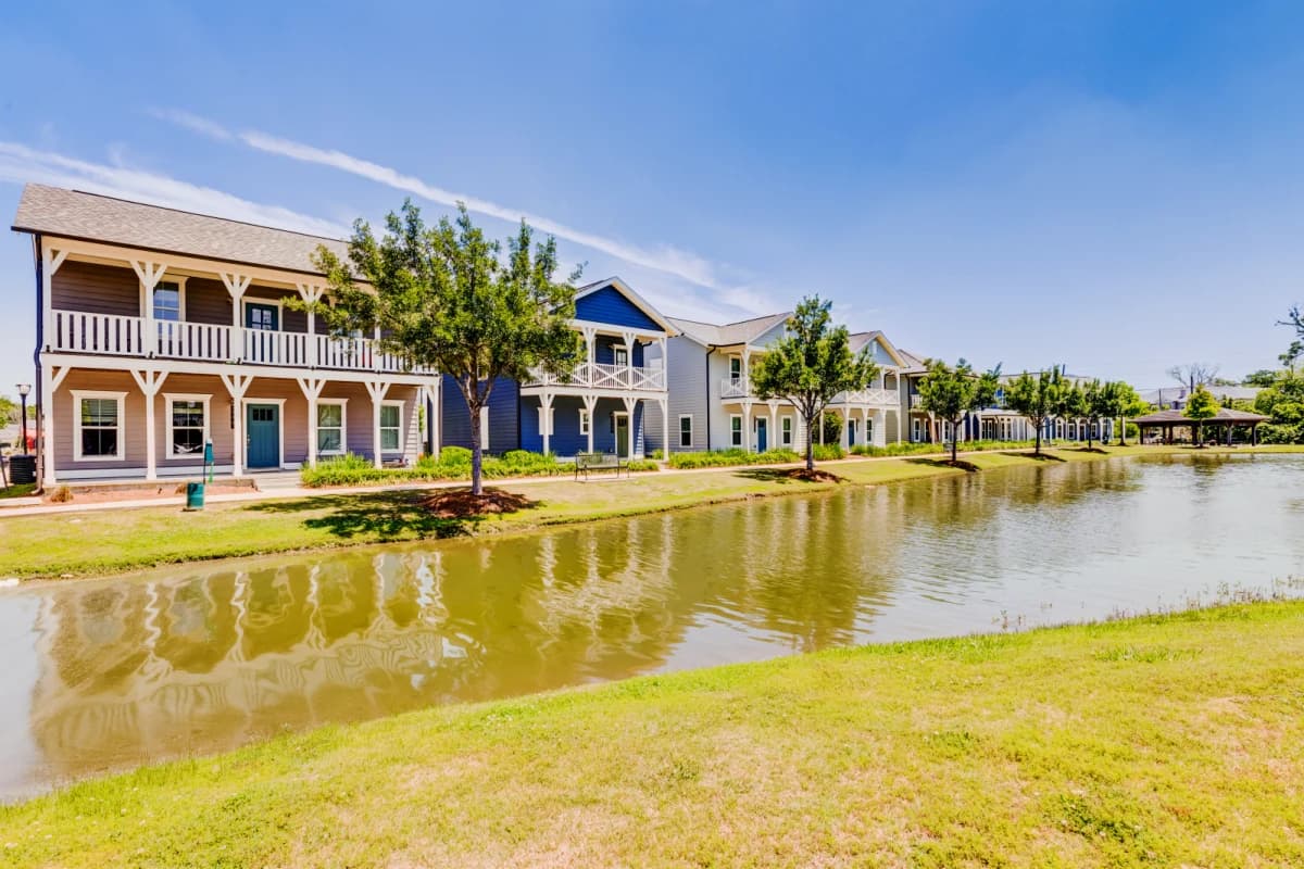 Arlington Cottages & Townhomes image 2