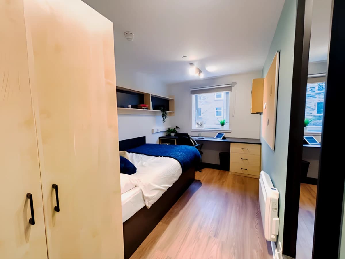 Ensuite Bronze