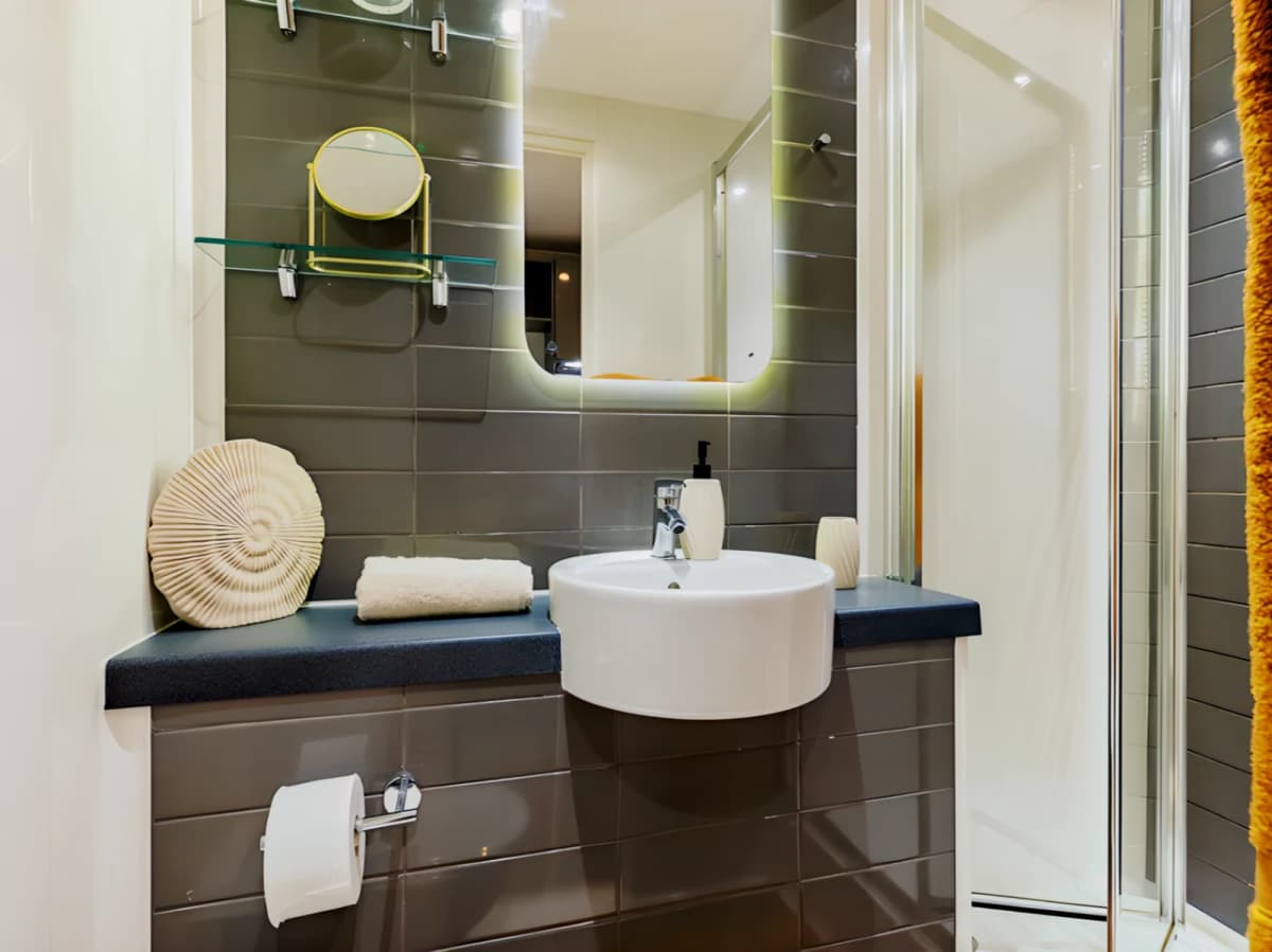 88 Bromsgrove House image
