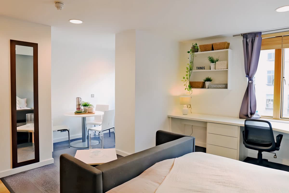 Gob Kirby Street Residence image