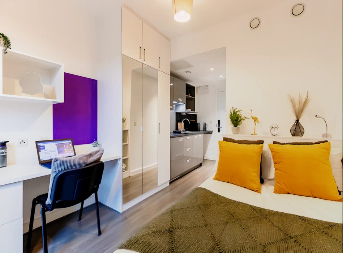 88 Bromsgrove House image