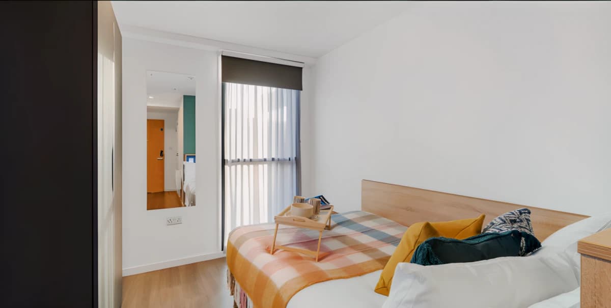 Canvas Coventry Arundel House image 3