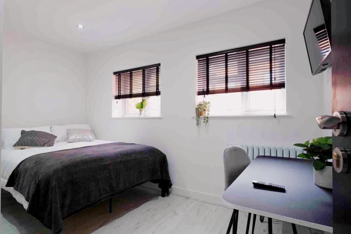3 Beds 7 Baths
