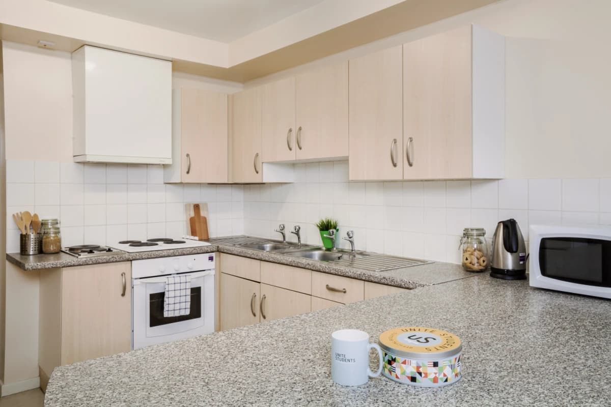 CEG Station Court image