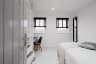 1 Beds 4 Baths