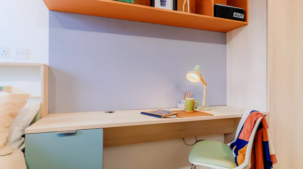 iQ Signal Place image