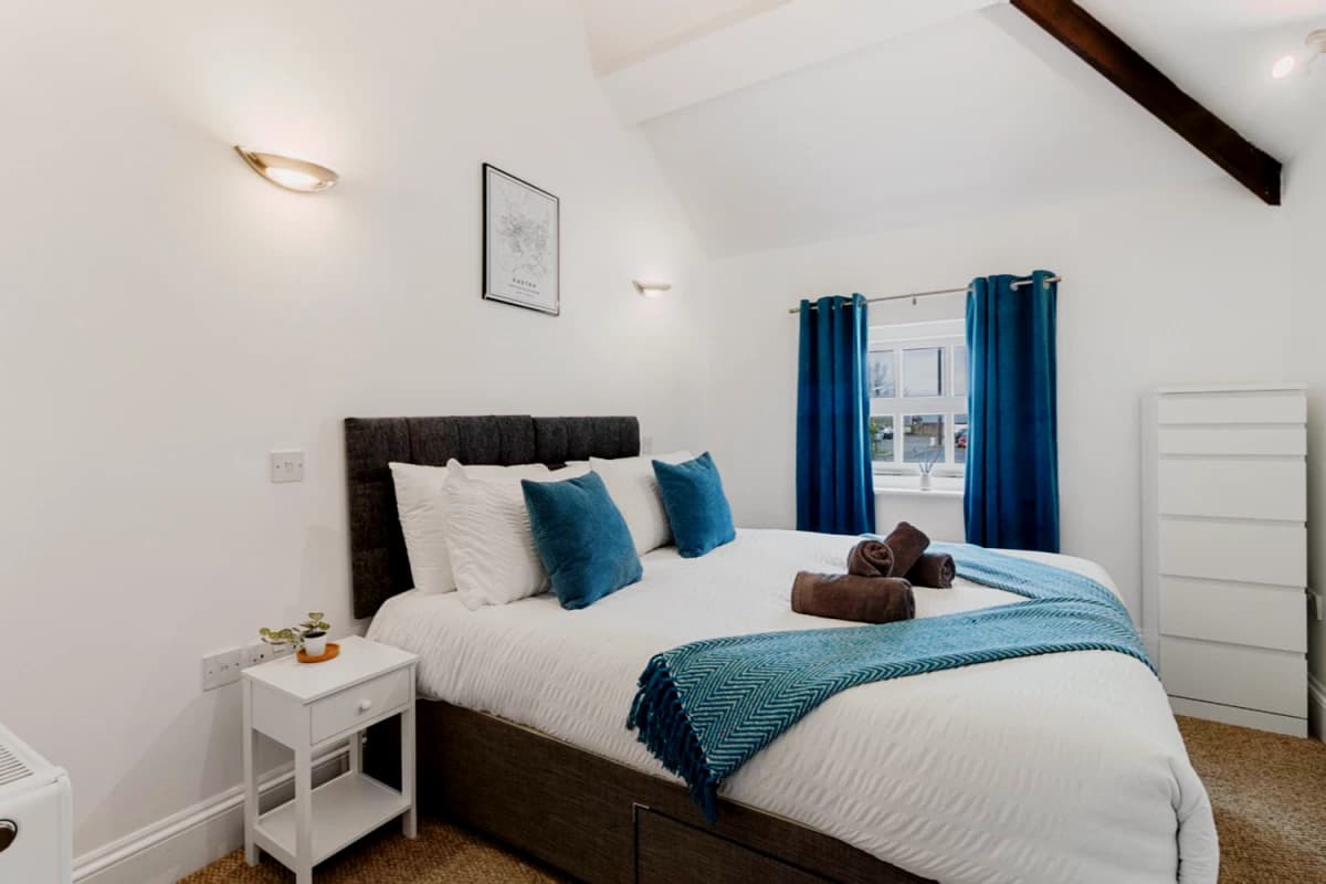2 Bed 2 Bath