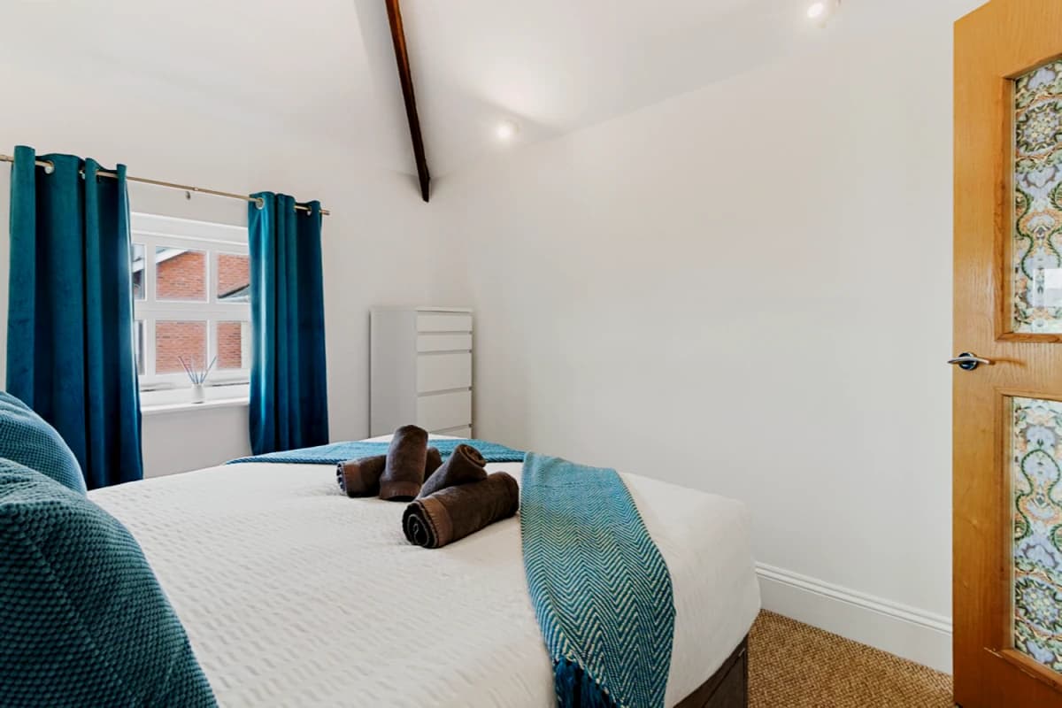 2 Bed 2 Bath