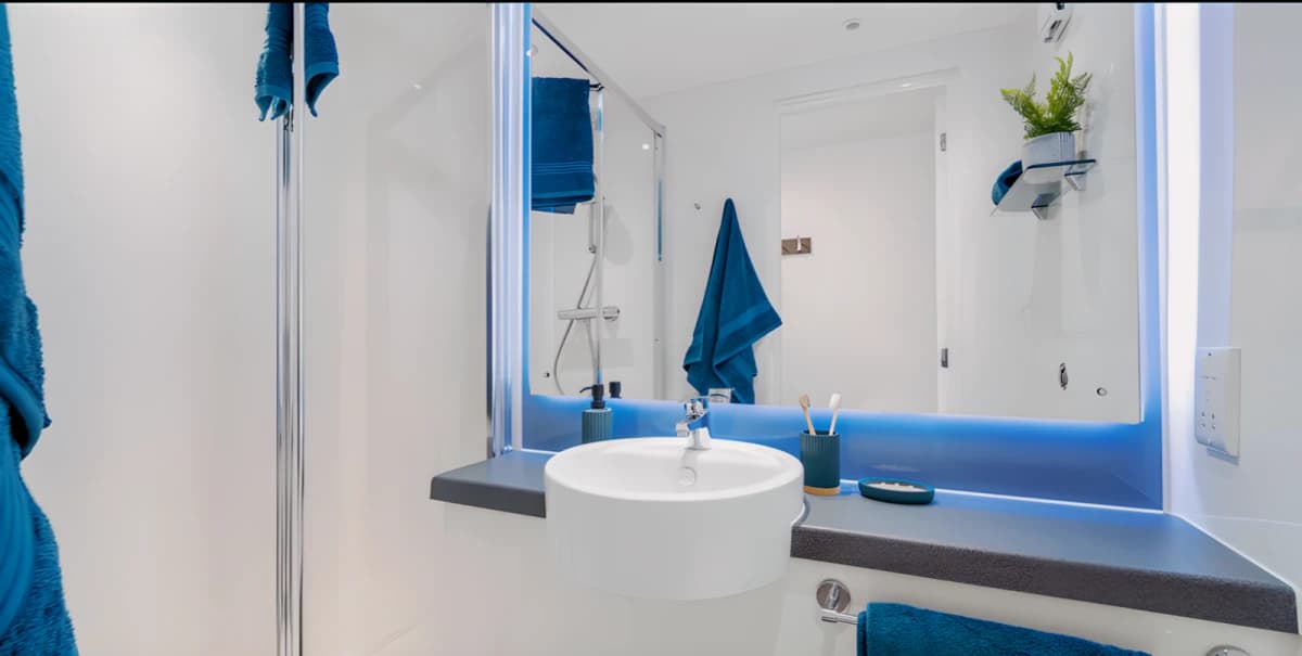 Canvas Coventry Arundel House image