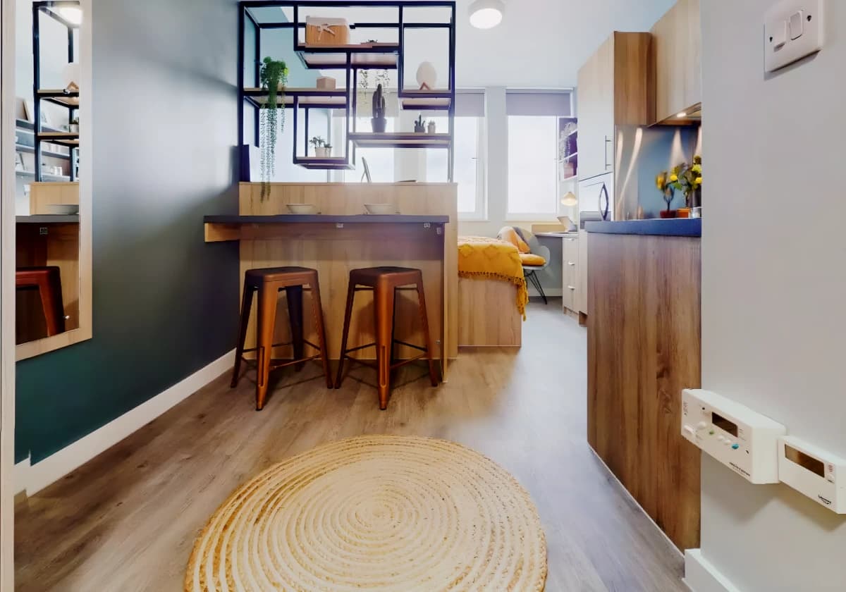 iQ Newtown House image