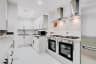 2 Beds 5 Baths